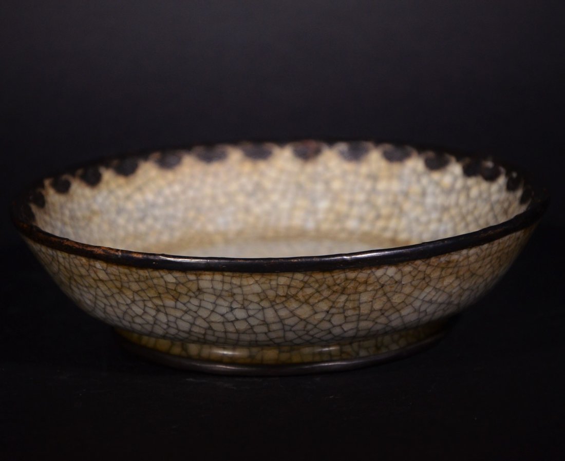 A SILVER RIM GE WARE DISH (1 of 9)