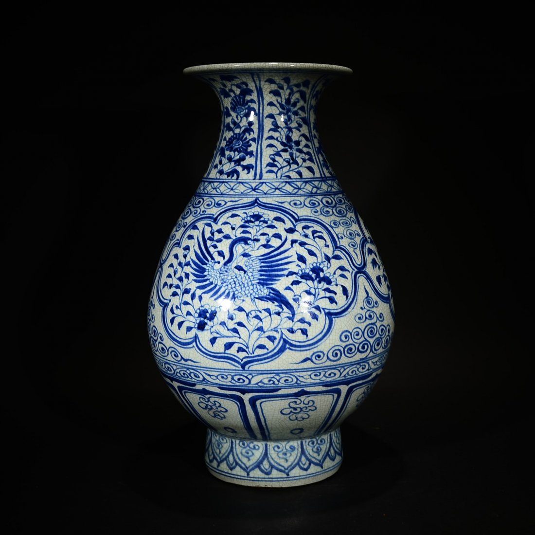 YUAN TO MING, A BLUE AND WHITE FLORAL VASE (1 of 7)