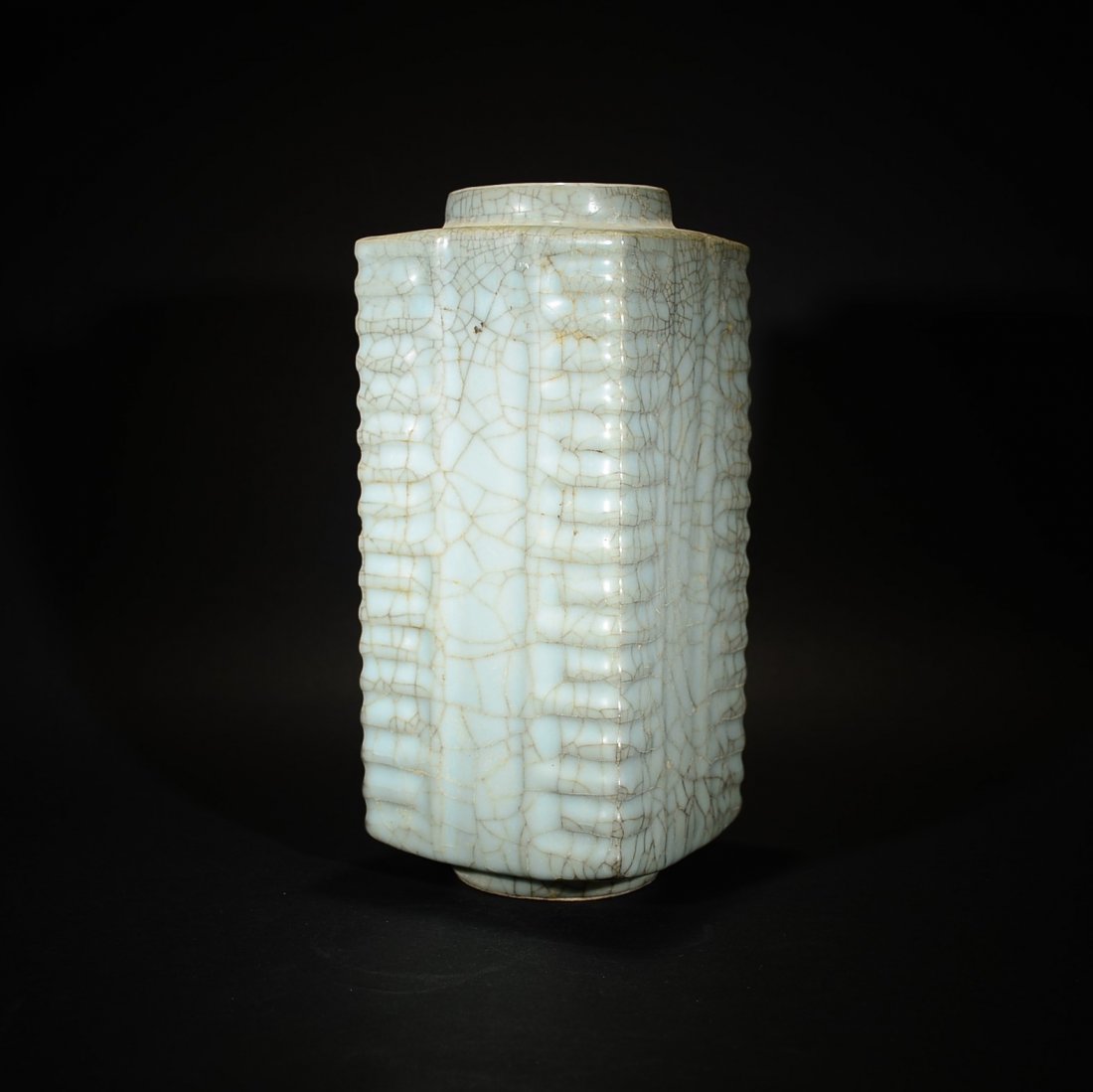 A GE WARE TYPE VASE (1 of 8)