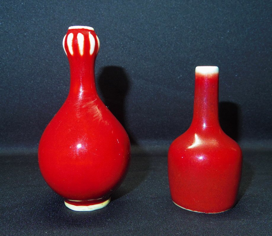 Red glaze small bottles (A pair) (1 of 4)