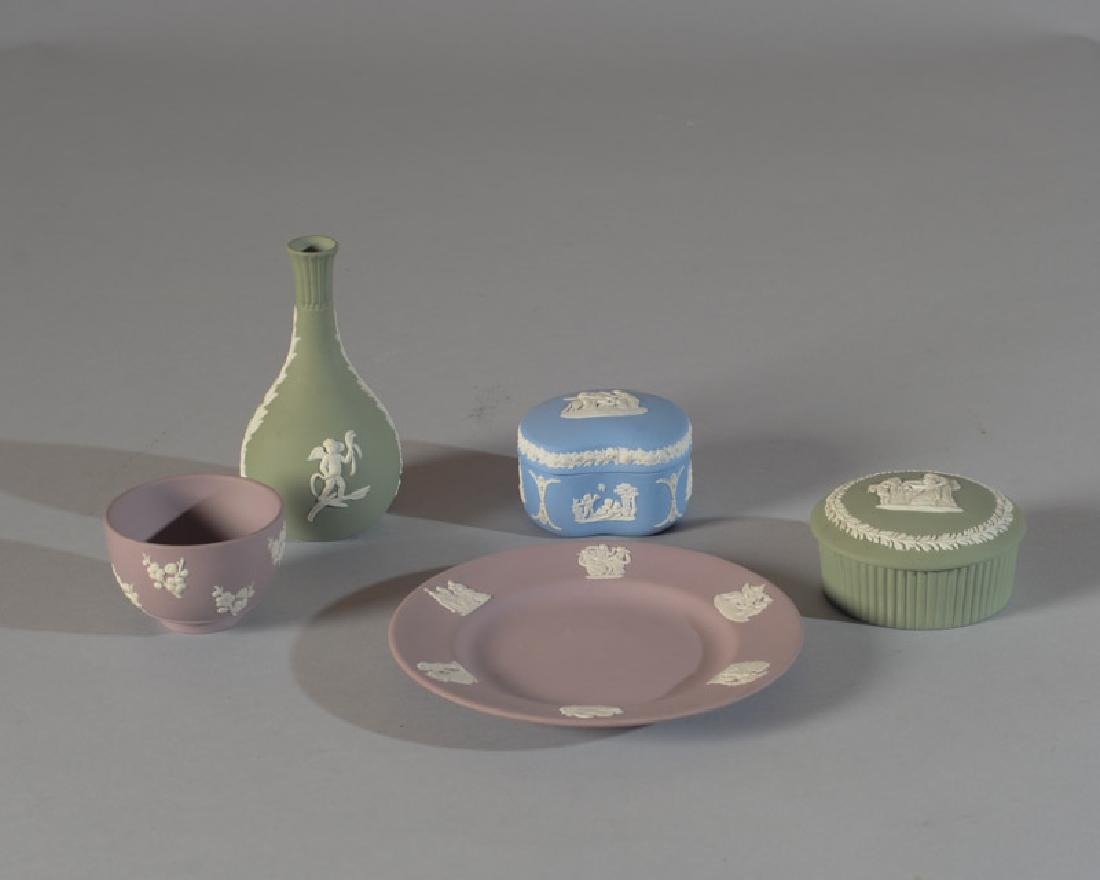 Five Pieces Wedgwood Jasperware: To include vase, two lidded boxes, handleless cup and plate. Tallest: approx. 5".