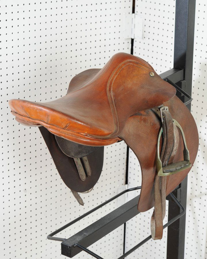 Bona Allen English Saddle (1 of 4)