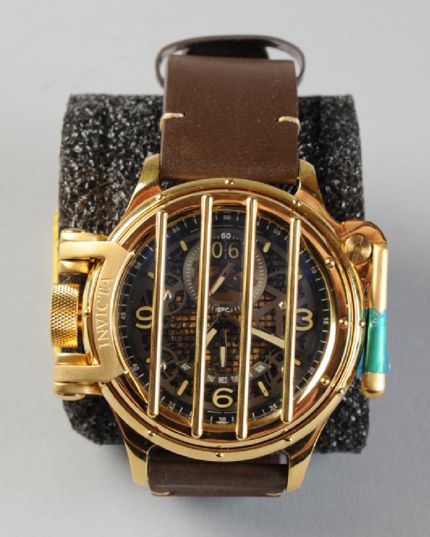 Invicta Vintage 20255 Diver's Watch: 52mm case size. To back: "Cons. No. 112803-1437603 / Model No. 20255". Water resistant to 500m. Untested, in as-found condition.