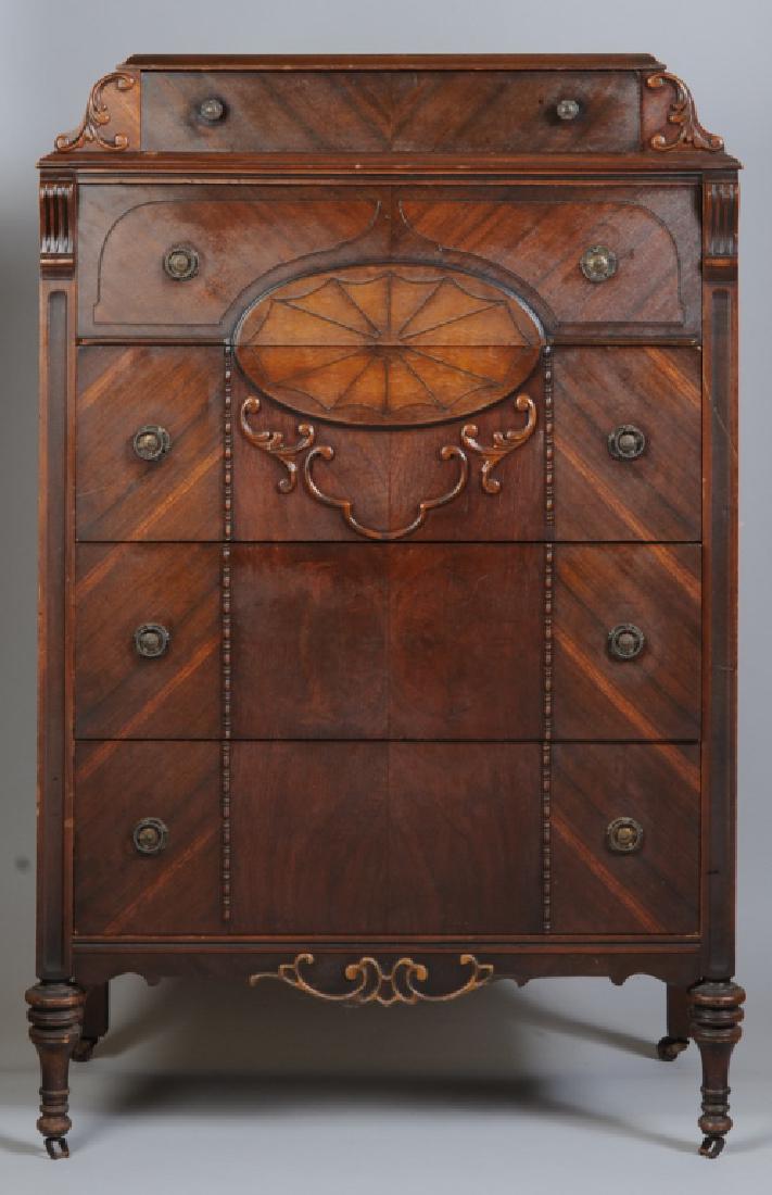 Vintage 1930s Dresser (1 of 4)