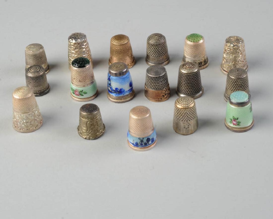 Lot of Thimbles: Some sterling, some enamel and sterling.