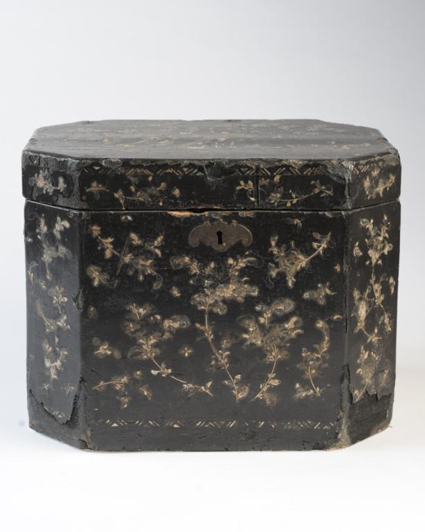 Chinese Qing Lacquer & Mother of Pearl Box (1 of 8)