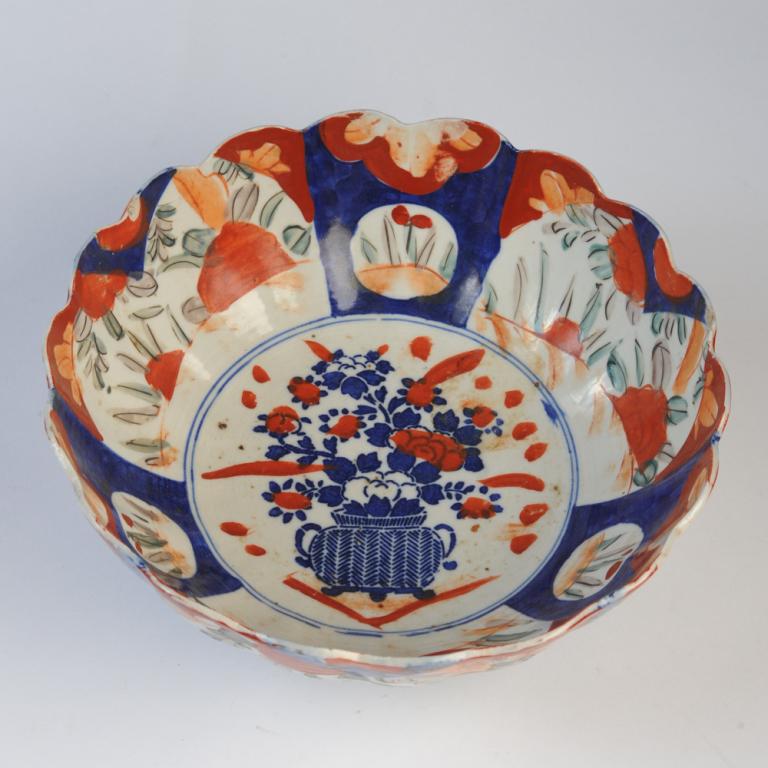 Antique Imari Bowl: With chips, in as-found condition. H: approx. 4". Dia: approx. 9 3/4".