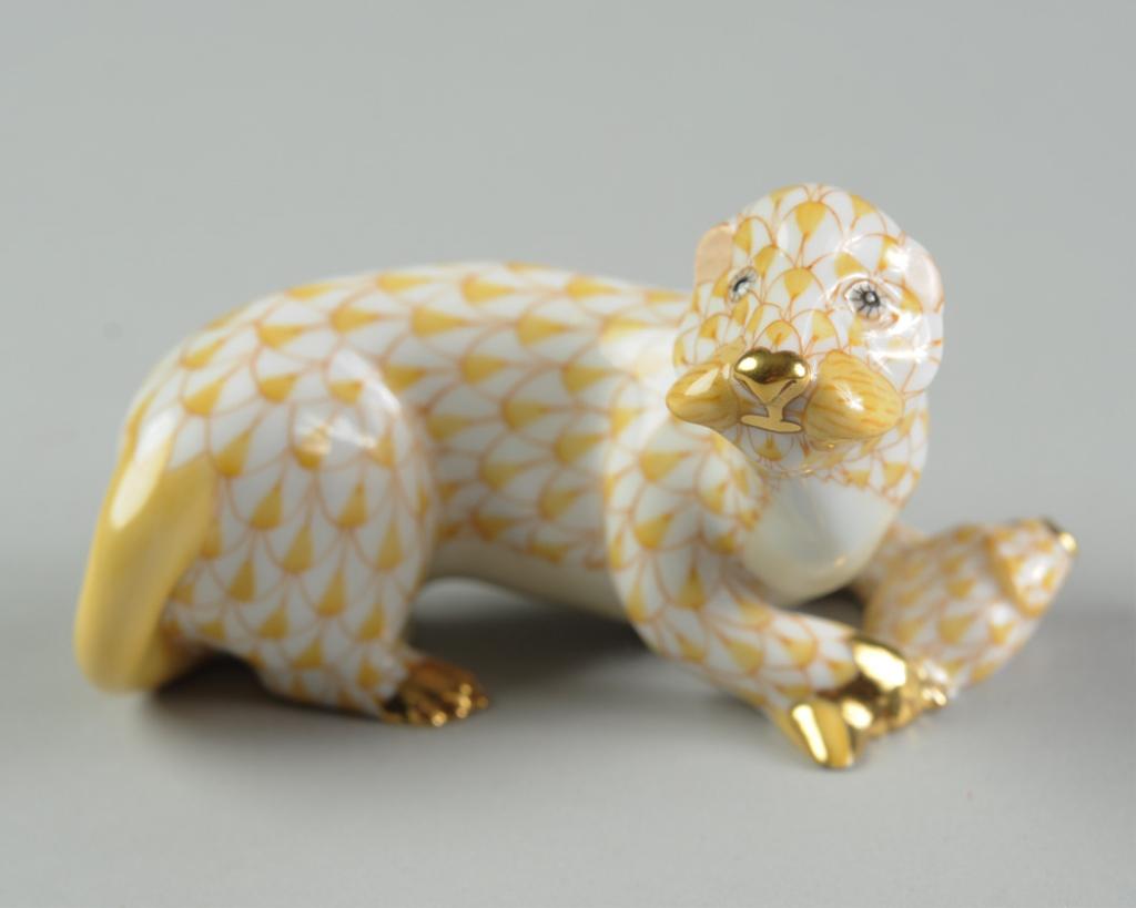 Herend Porcelain Yellow Fishnet Sea Otter (1 of 3)