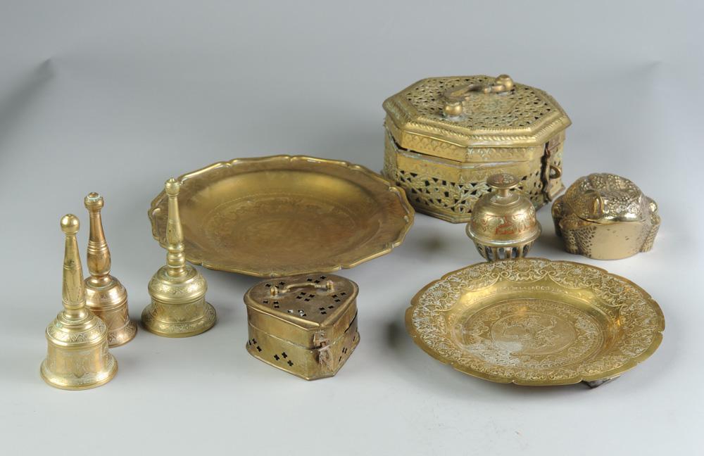 Mixed Lot Asian Brass (1 of 3)