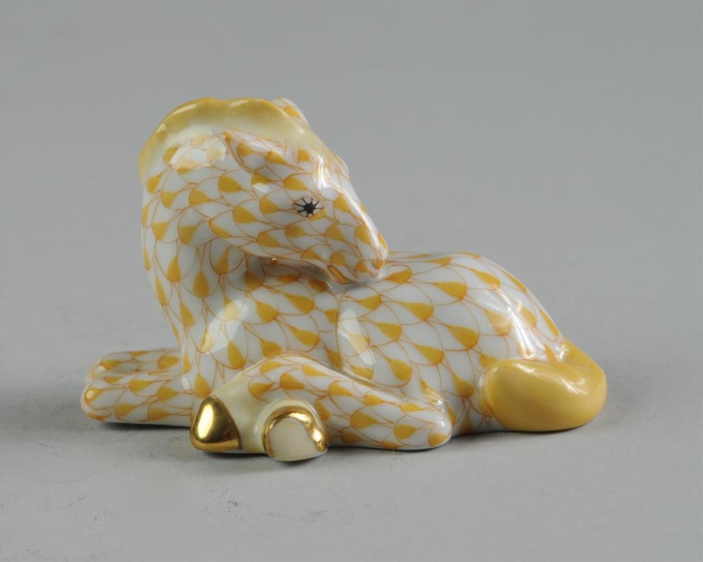 Herend Porcelain Yellow Fishnet Horse (1 of 3)