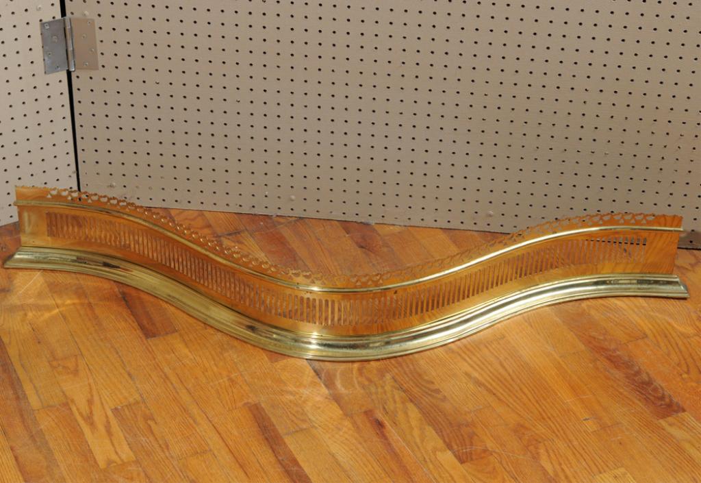 Virginia Metalcrafters Brass Fireplace Fender (1 of 2)