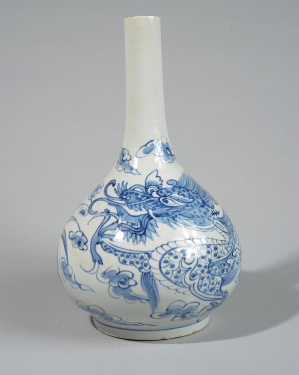 Korean Late Joseon Period Porcelain Bottle Vase (1 of 6)