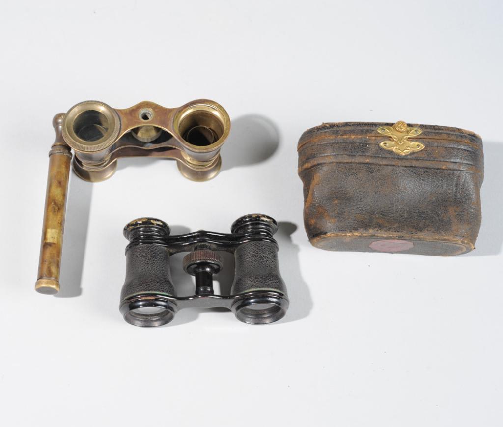 Vintage Opera Glasses & Binoculars (1 of 2)