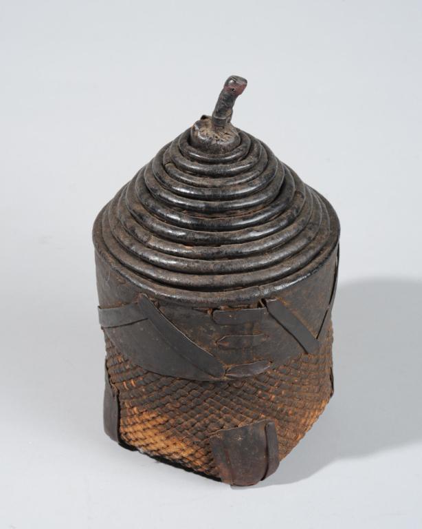 Burkina Faso Nesting Wedding Baskets (1 of 2)