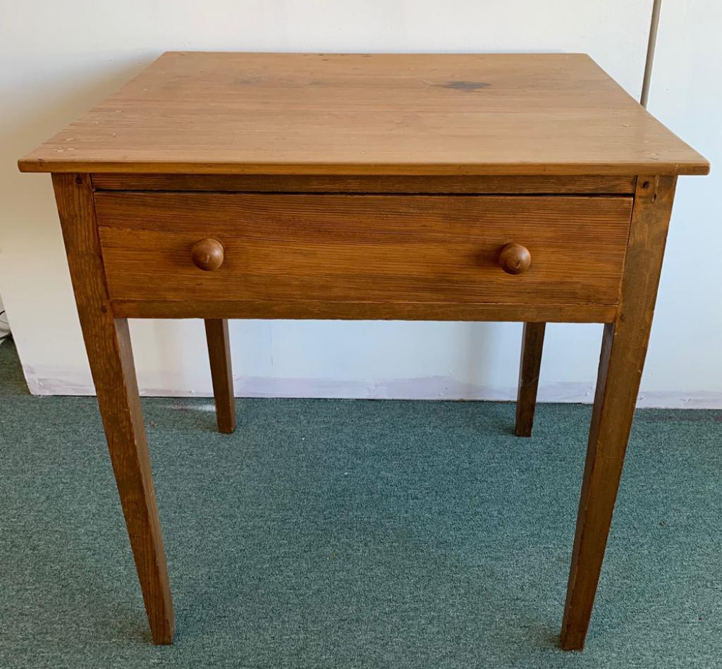 19th C. Country Hepplewhite Work Table: Single drawers, mixed woods, dovetailed construction. H: approx. 28 3/4". W: approx. 27". D: approx. 23".