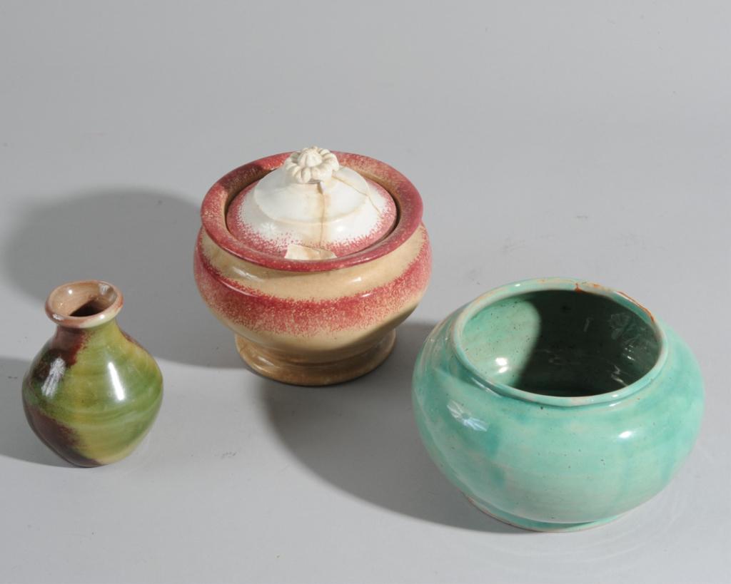 Pottery Lot: Including a small Pisgah Forest vase, a Morgantown West Virginia bowl, and a spatter ware bowl (as-is). Tallest: approx. 4 3/4".