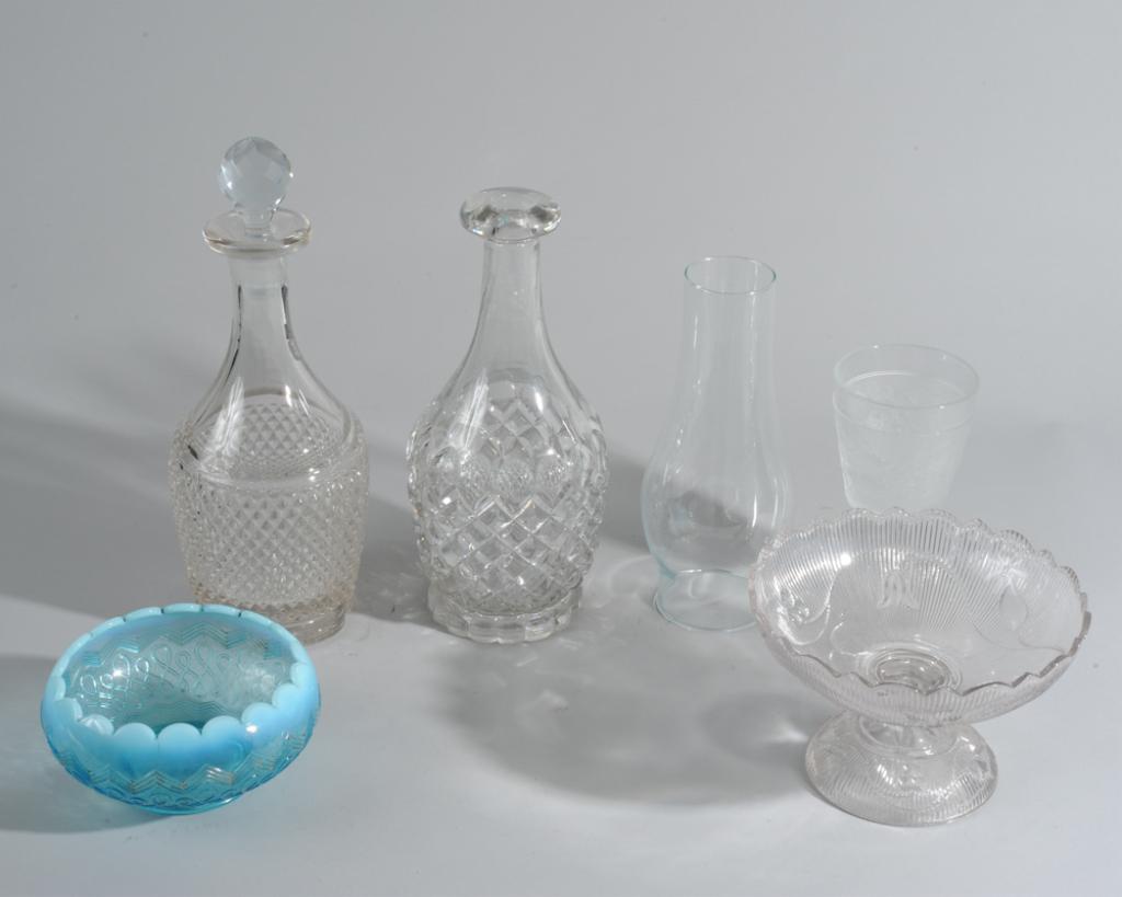 Glass Lot: To include a Flint glass decanter in saw tooth pattern, Victorian art glass bowl, Westward Ho goblet, small bellflower Flint compote (as-is), etc. Tallest: approx. 12".