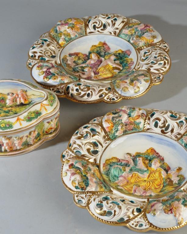 Two Capodimonte Plaques and a Dresser Box (1 of 6)