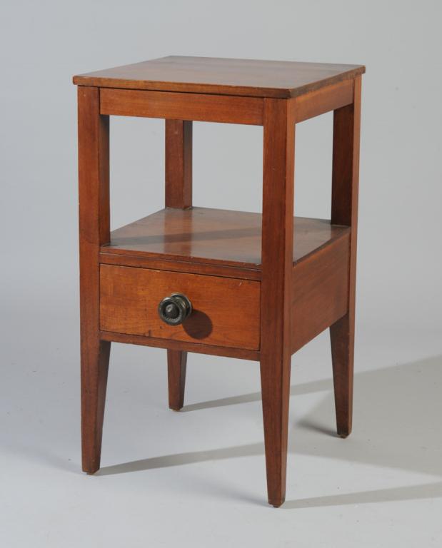 Antique Virginia Two Tiered Stand-Table (1 of 4)