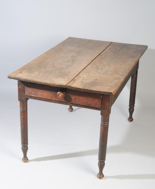 19th C. Mid-Atlantic Single Drawer Table (1 of 5)