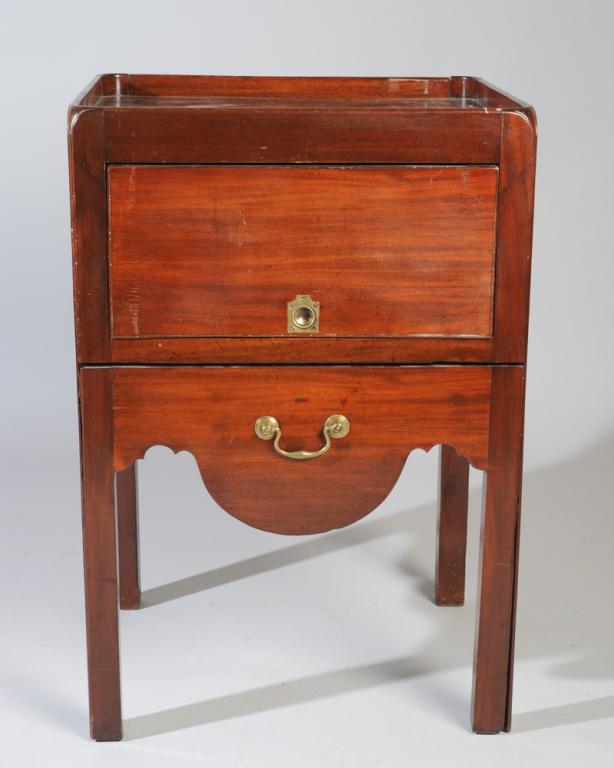 Late 18th C. Georgian Mahogany Commode (1 of 3)
