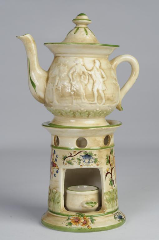 Capodimonte Porcelain Teapot & Warmer (1 of 3)