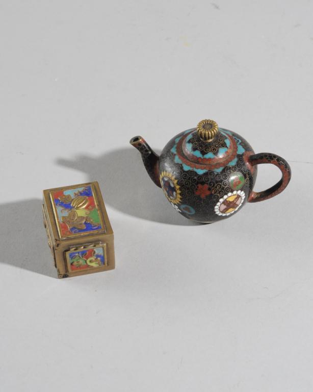 Diminutive Japanese Meiji Cloisonne Teapot: Together with Champleve stamp box.Tallest: approx. 2".