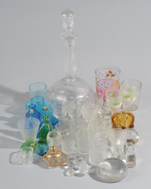 Large Glass Lot: Including decanter, small wine glasses, bottles, etc.Tallest: approx. 12 1/4".