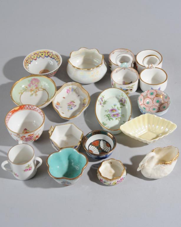Lot of Salt Cellars, etc.: Including Limoges, Belleek, Nippon, Lenox, etc. 14 pieces total.