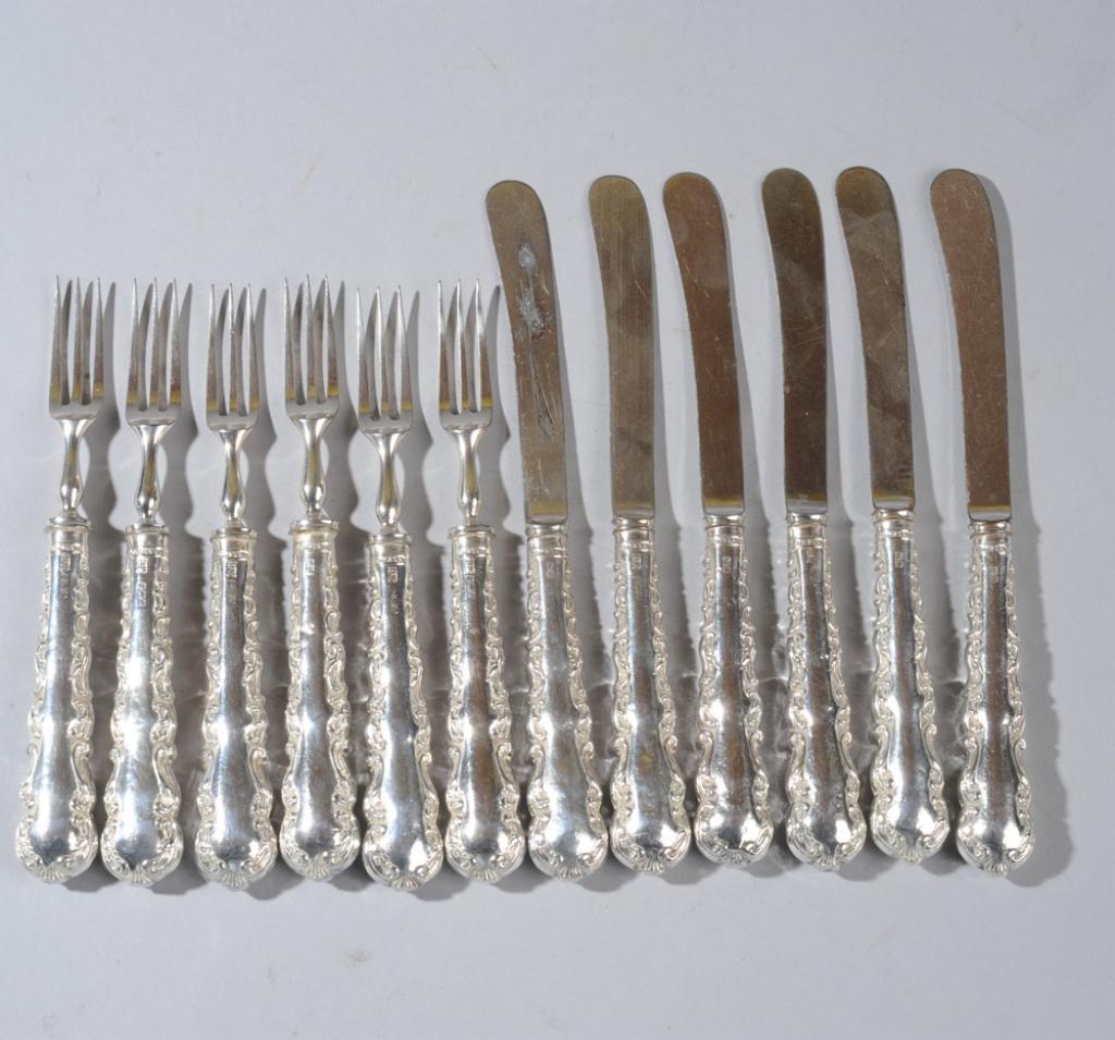 UK Sterling-Handle Hors d'oeuvres Forks & Knives: Six English sterling-handled Hors d'oeuvre forks and six knives.Longest: approx. 6 1/2".