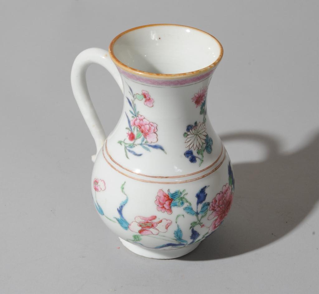 Chinese Yongzhen Famille Rose Tankard (1 of 5)