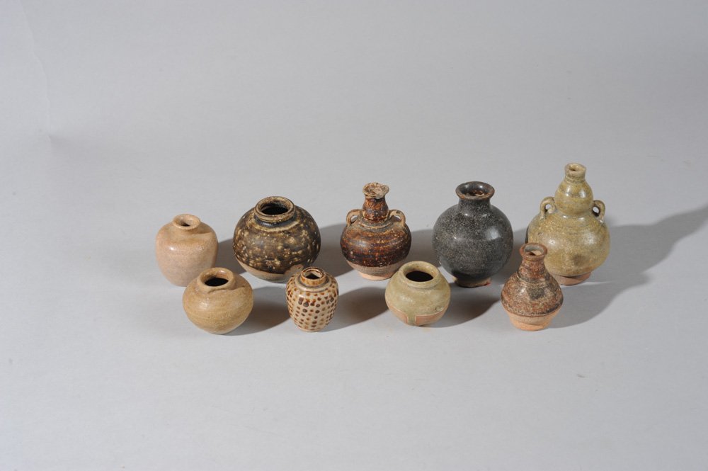 Ming & Sawankhalok Jarlets (1 of 2)