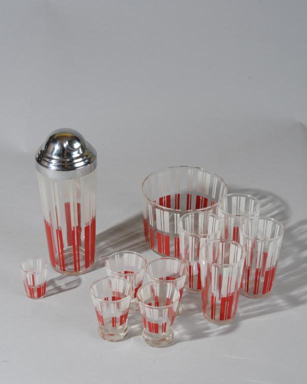 Vintage Glass Barware Partial Set (1 of 6)