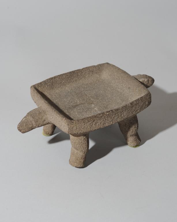 Pre-Columbian Style Stone Metate (1 of 4)