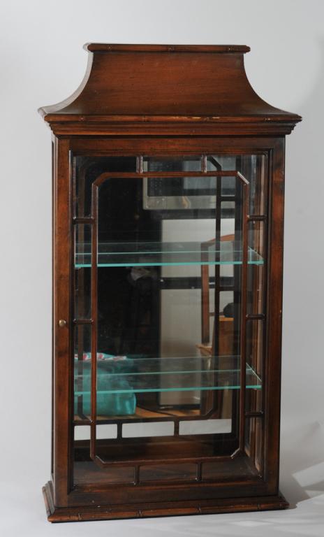 20th C. Hanging Wall Shelf (1 of 4)