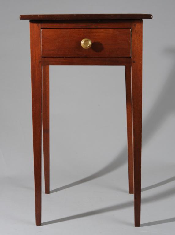 Early 19th C. Mid-Atlantic Side Table (1 of 7)