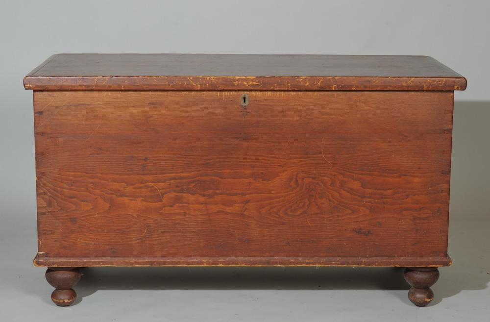 Antique Mid Atlantic Pine Blanket Chest (1 of 6)