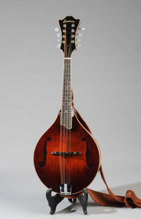 Eastman Model 605 Handmade Mandolin 2008 (1 of 6)