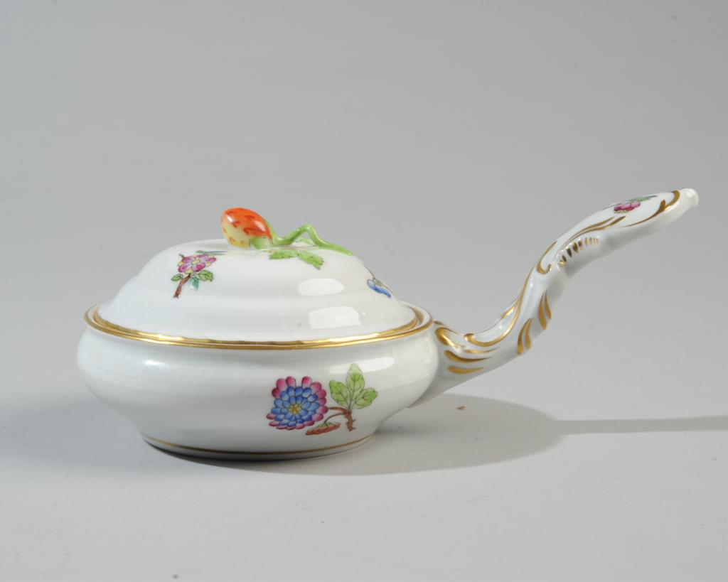 Herend 'Queen Victoria' Pattypan Ramekin 737 VA (1 of 7)