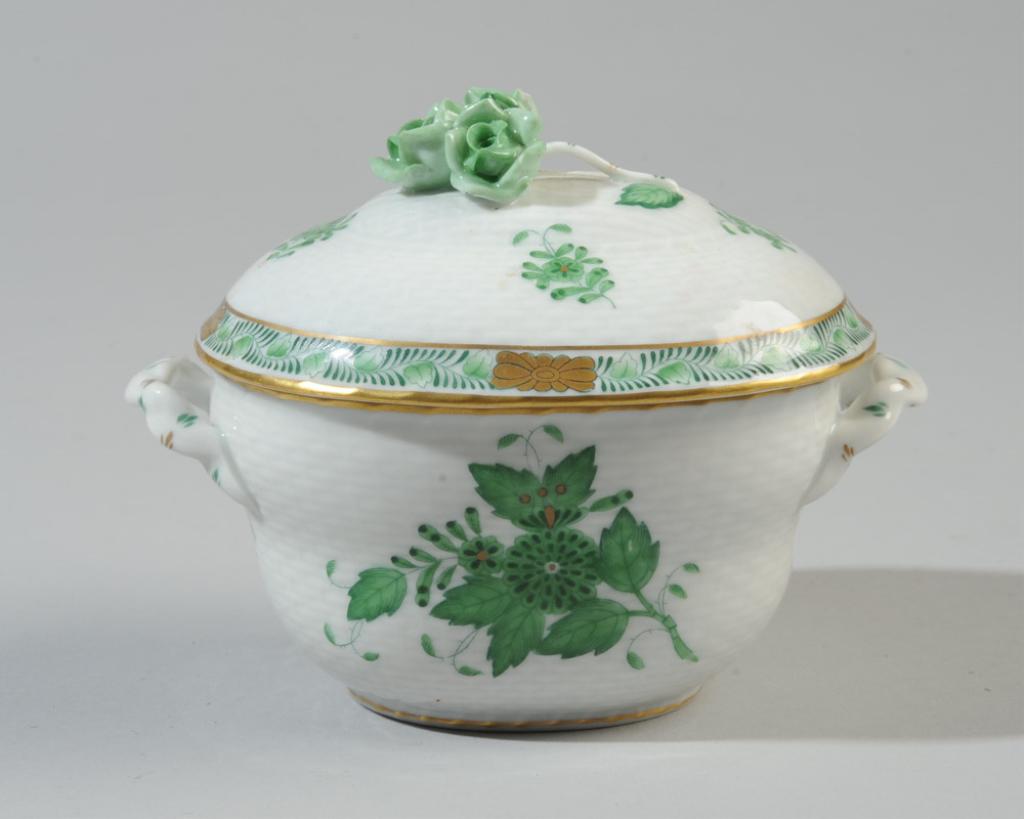 Herend Chinese Bouquet Green Sugar Basin 6021 AV: Lidded oval sugar basin with rose knob in green and gilt "Apponyi Verte" pattern. No chips, cracks or hairlines. Approx. 4" H, 5 1/2" L.
