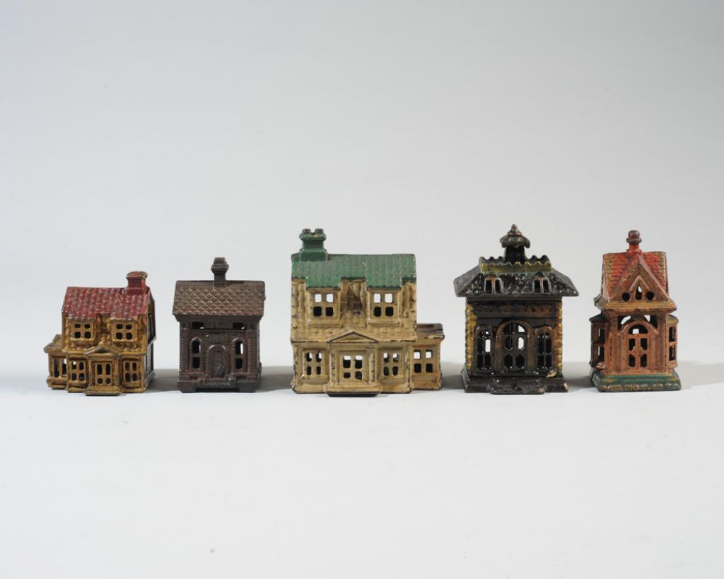 5 Early to Mid 20th C. Cast Iron Still Banks (1 of 9)