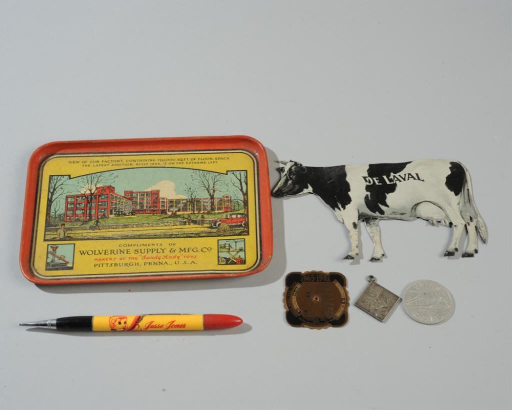 Advertising Lot (1 of 8)