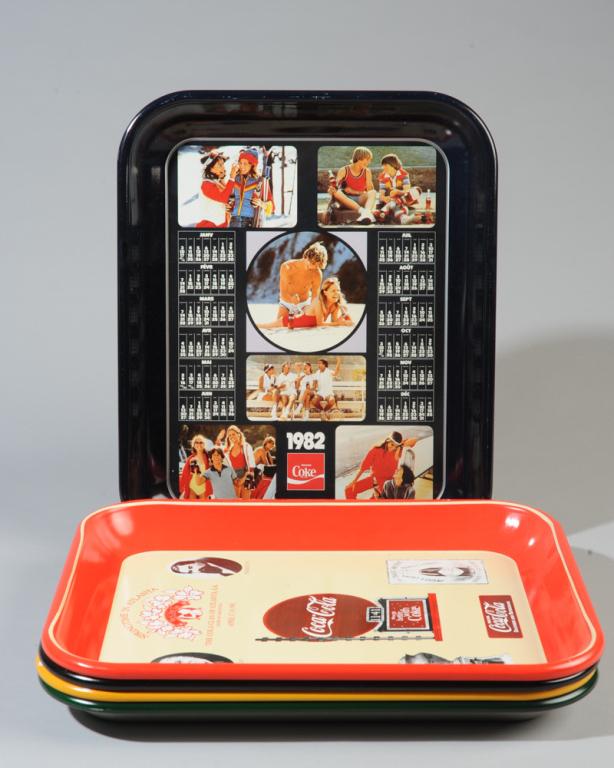 Lot of 5 Modern Coca Cola trays (1 of 6)