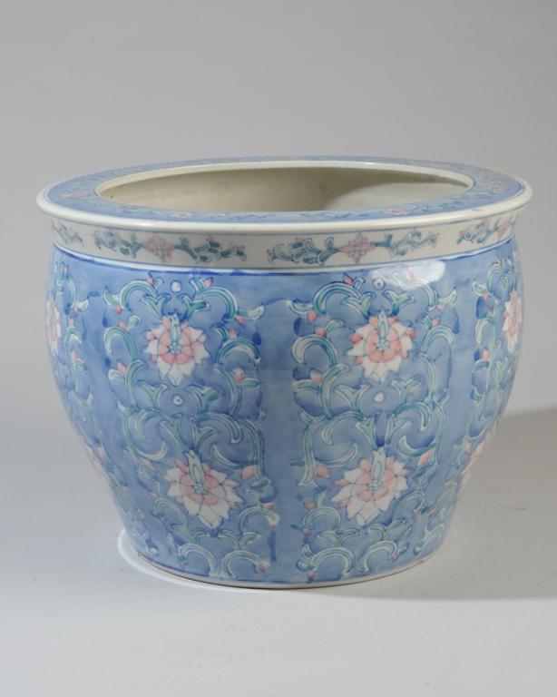 Chinese Jardiniere or Fish Bowl (1 of 4)