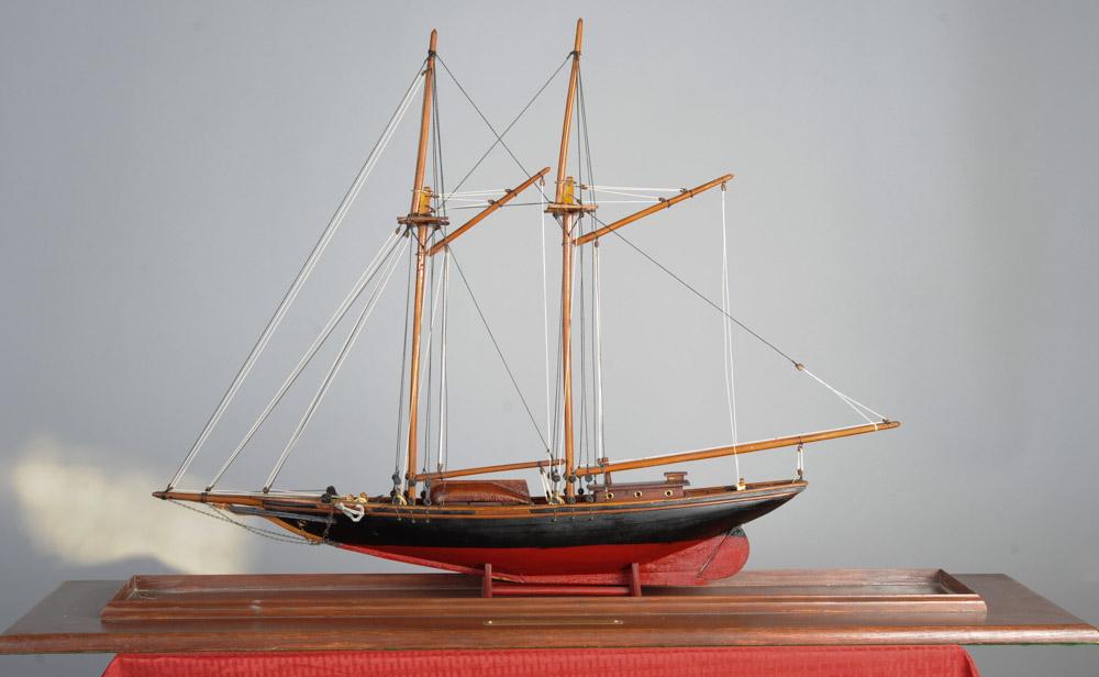 Model Ship: Bluenose Schooner, 1921, Nova Scotia (1 of 15)