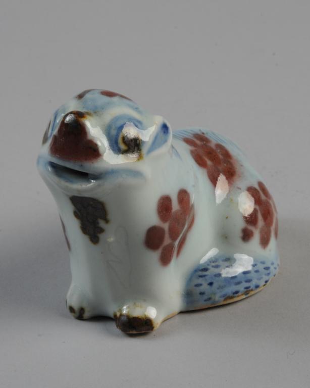 Asian Porcelain Water Dropper (1 of 6)