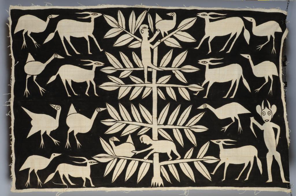 Senufo Korhogo Painted Cloth Textile (1 of 6)