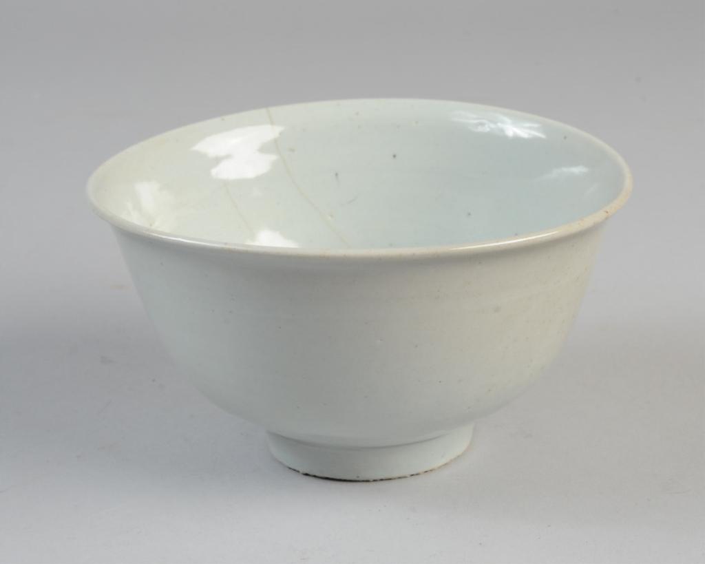 Korean White Glazed Bowl, Joseon (1 of 6)