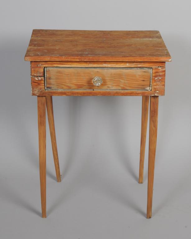 Pine Single Drawer Work Table (1 of 3)