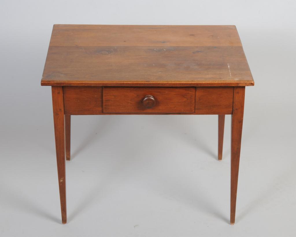 Vintage Single Drawer End Table (1 of 5)